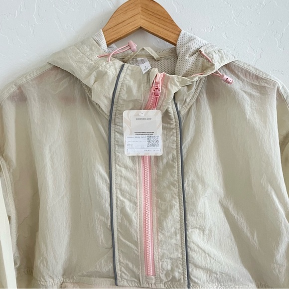 Fabletics Shimmer Jacket 1/4 Zip Hooded Size Women's Small Cream Froth - Picture 7 of 12